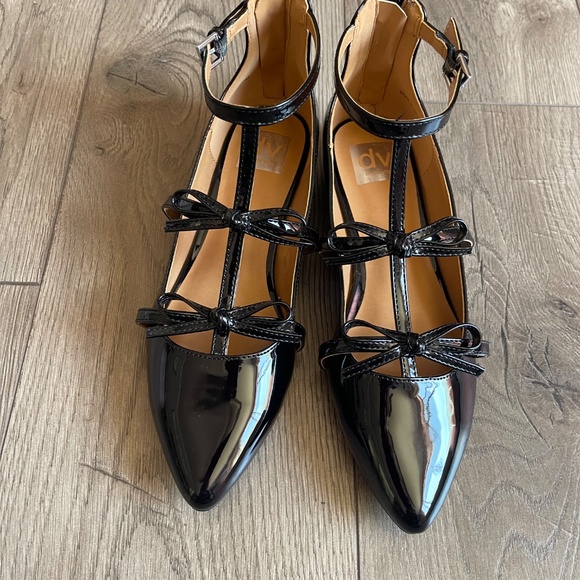 Dolce Vita Flats with Bows - Picture 3 of 7